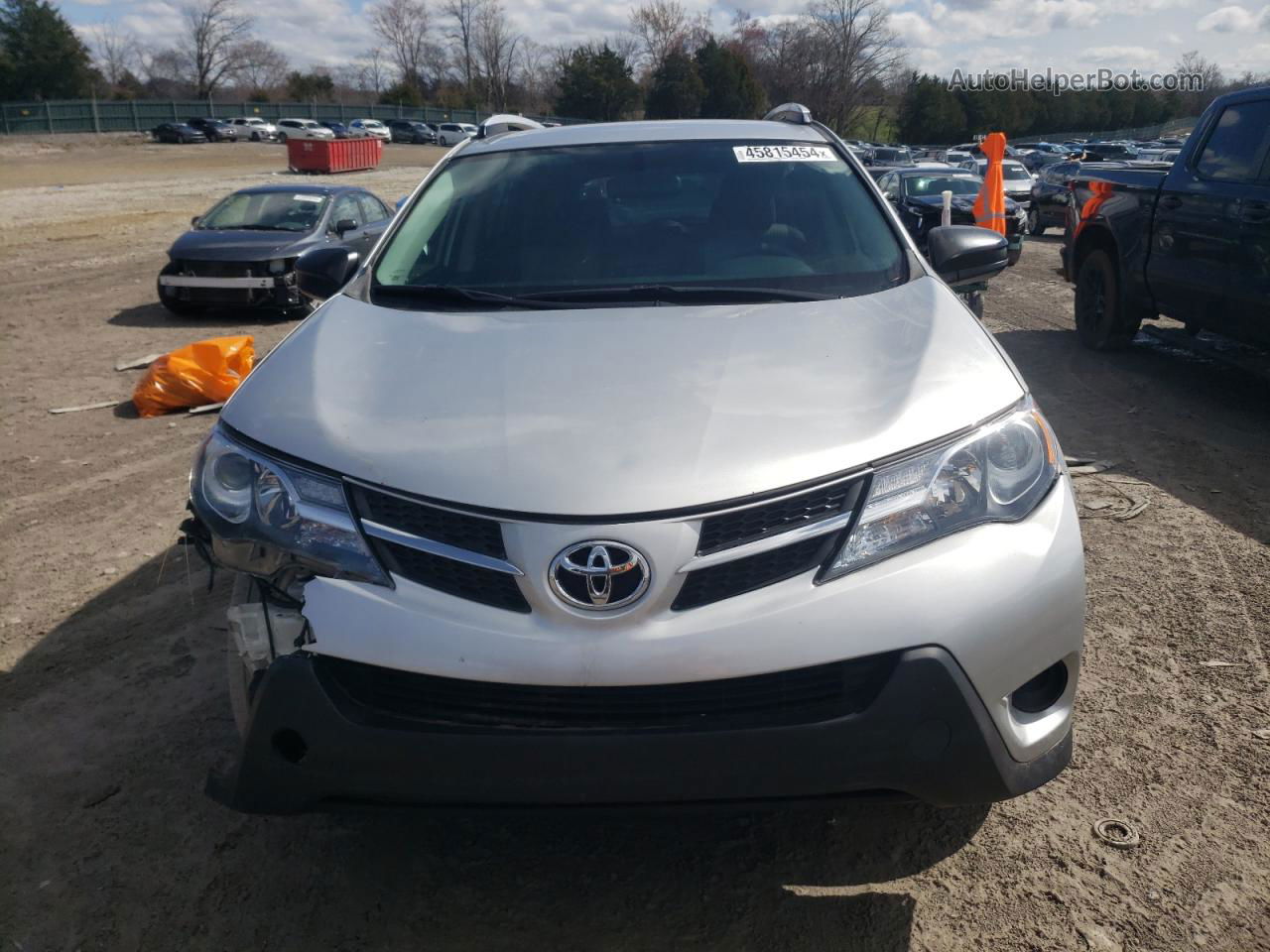 2015 Toyota Rav4 Le Серебряный vin: JTMZFREV2FJ042493