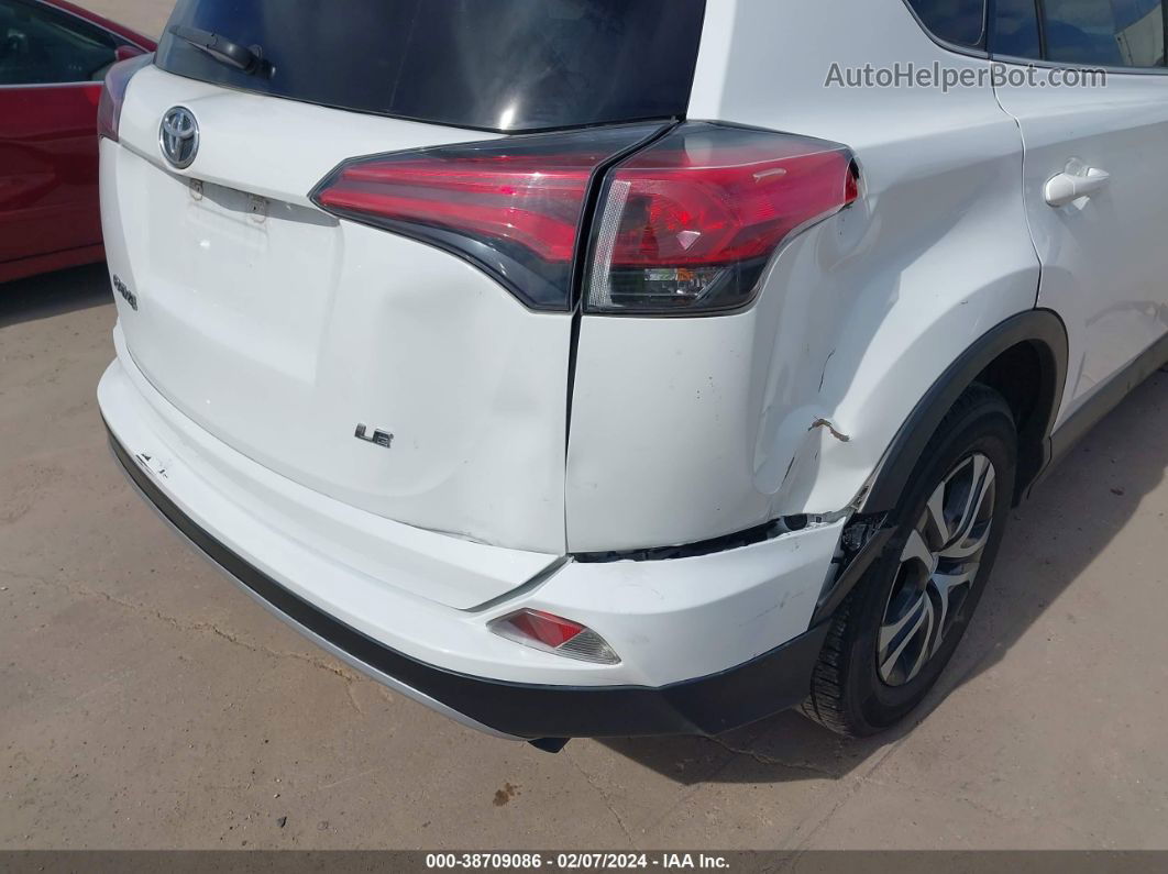 2018 Toyota Rav4 Le White vin: JTMZFREV2JJ748775