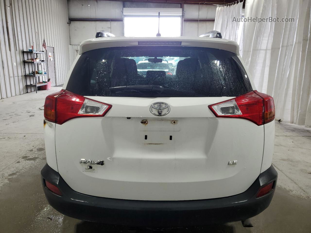 2015 Toyota Rav4 Le Белый vin: JTMZFREV3FJ041899