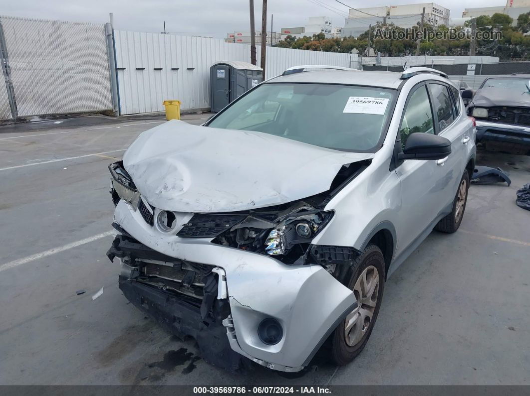 2015 Toyota Rav4 Le Silver vin: JTMZFREV3FJ050893