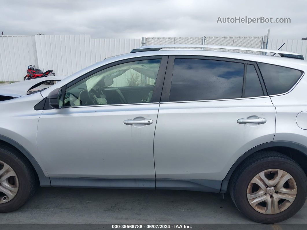 2015 Toyota Rav4 Le Silver vin: JTMZFREV3FJ050893