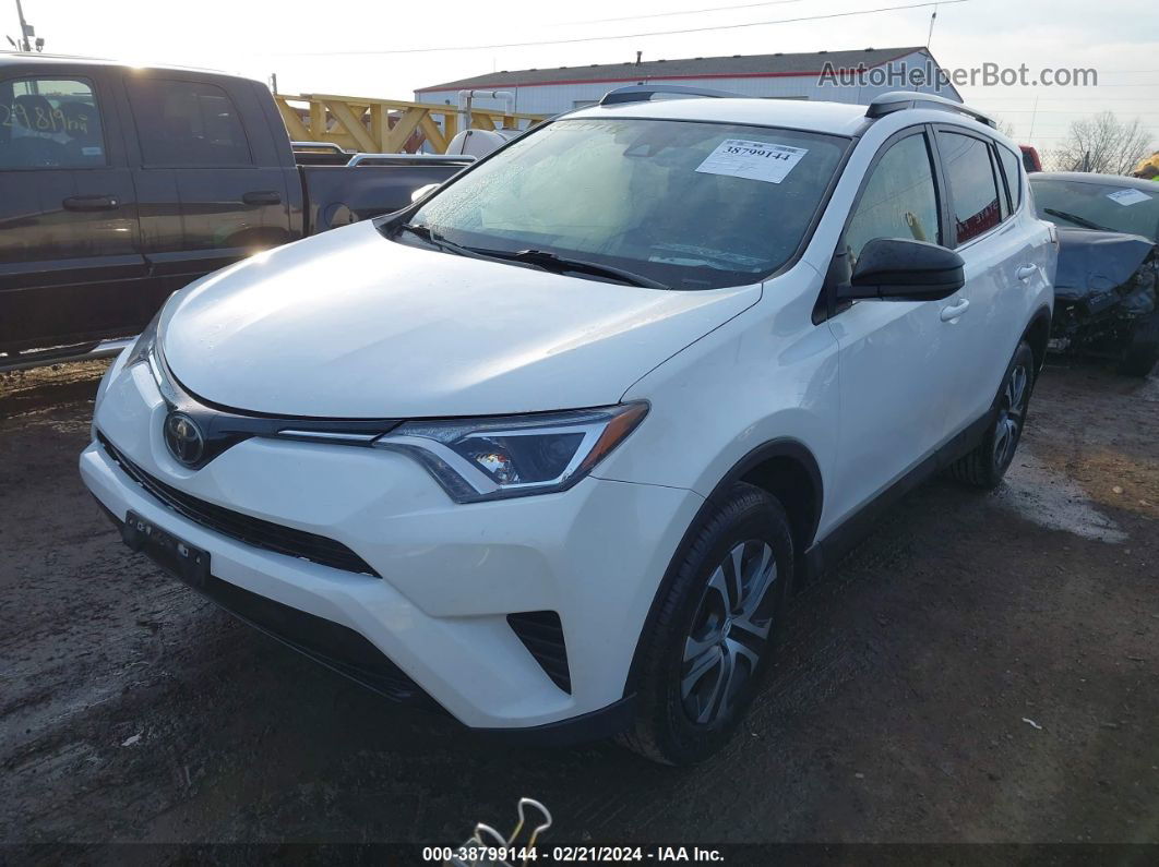 2018 Toyota Rav4 Le White vin: JTMZFREV4JJ166869