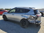 2018 Toyota Rav4 Le Silver vin: JTMZFREV7JJ160161