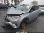 2018 Toyota Rav4 Le Silver vin: JTMZFREV7JJ182693