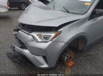 2018 Toyota Rav4 Le Silver vin: JTMZFREV7JJ182693