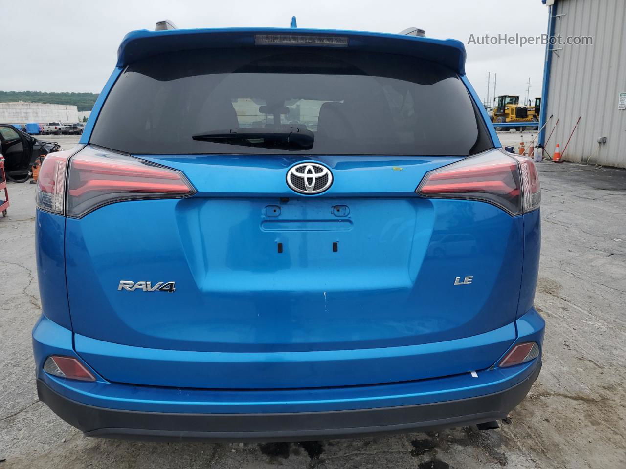 2018 Toyota Rav4 Le Blue vin: JTMZFREV7JJ212713