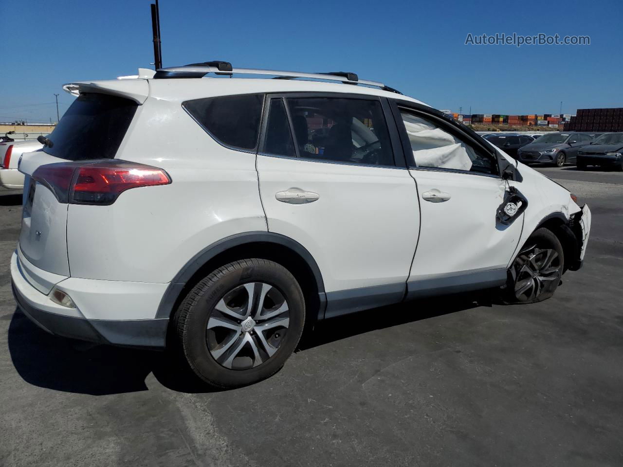 2016 Toyota Rav4 Le White vin: JTMZFREVXGJ099249