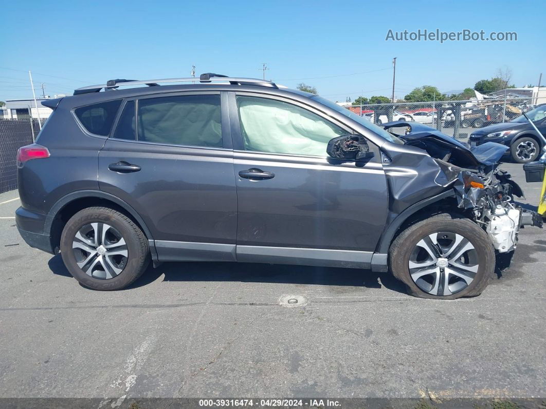 2017 Toyota Rav4 Le Gray vin: JTMZFREVXHJ111112