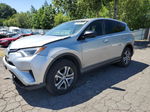 2018 Toyota Rav4 Le Silver vin: JTMZFREVXJJ161935