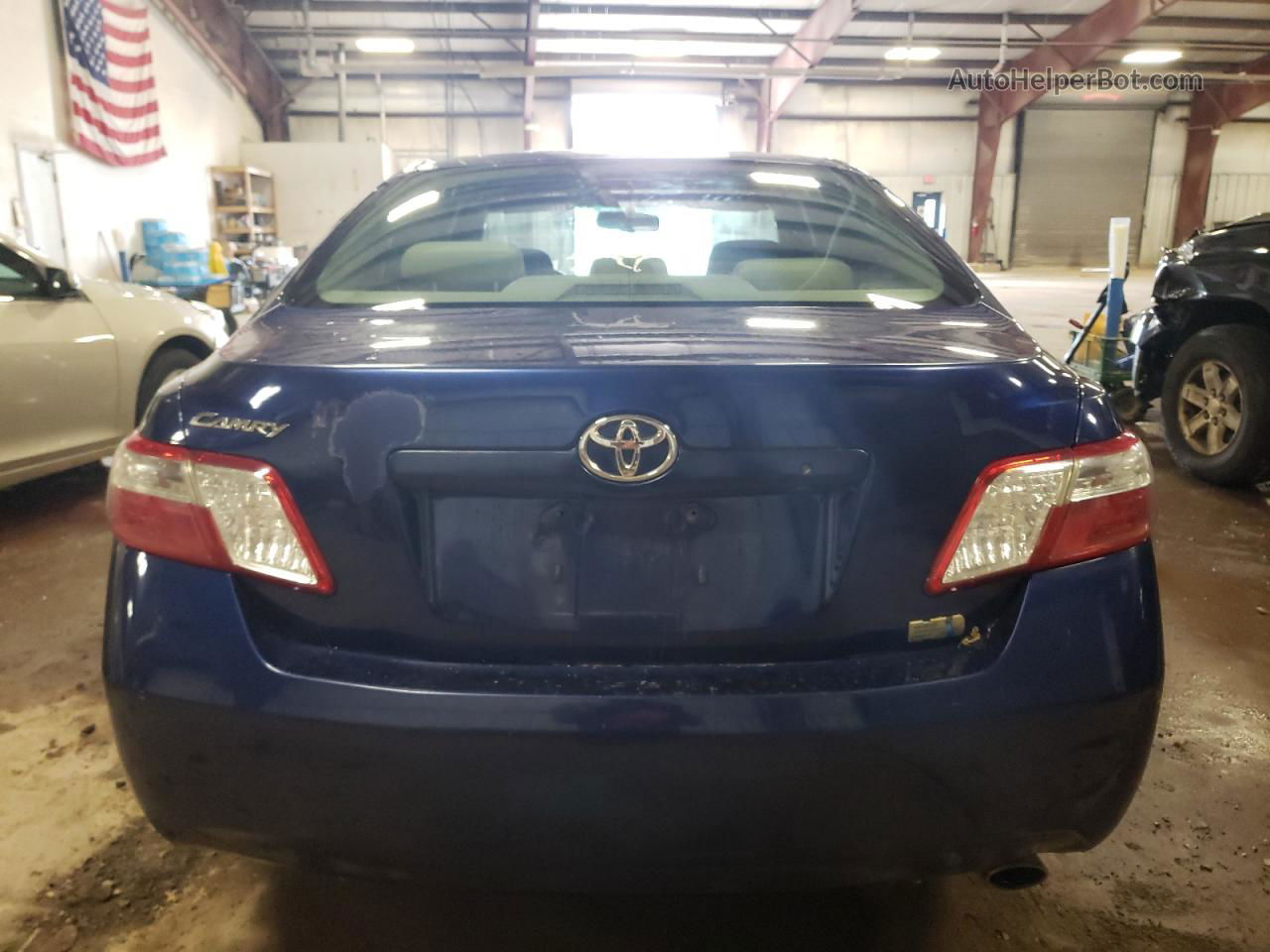 2007 Toyota Camry Hybrid Blue vin: JTNBB46K173040000