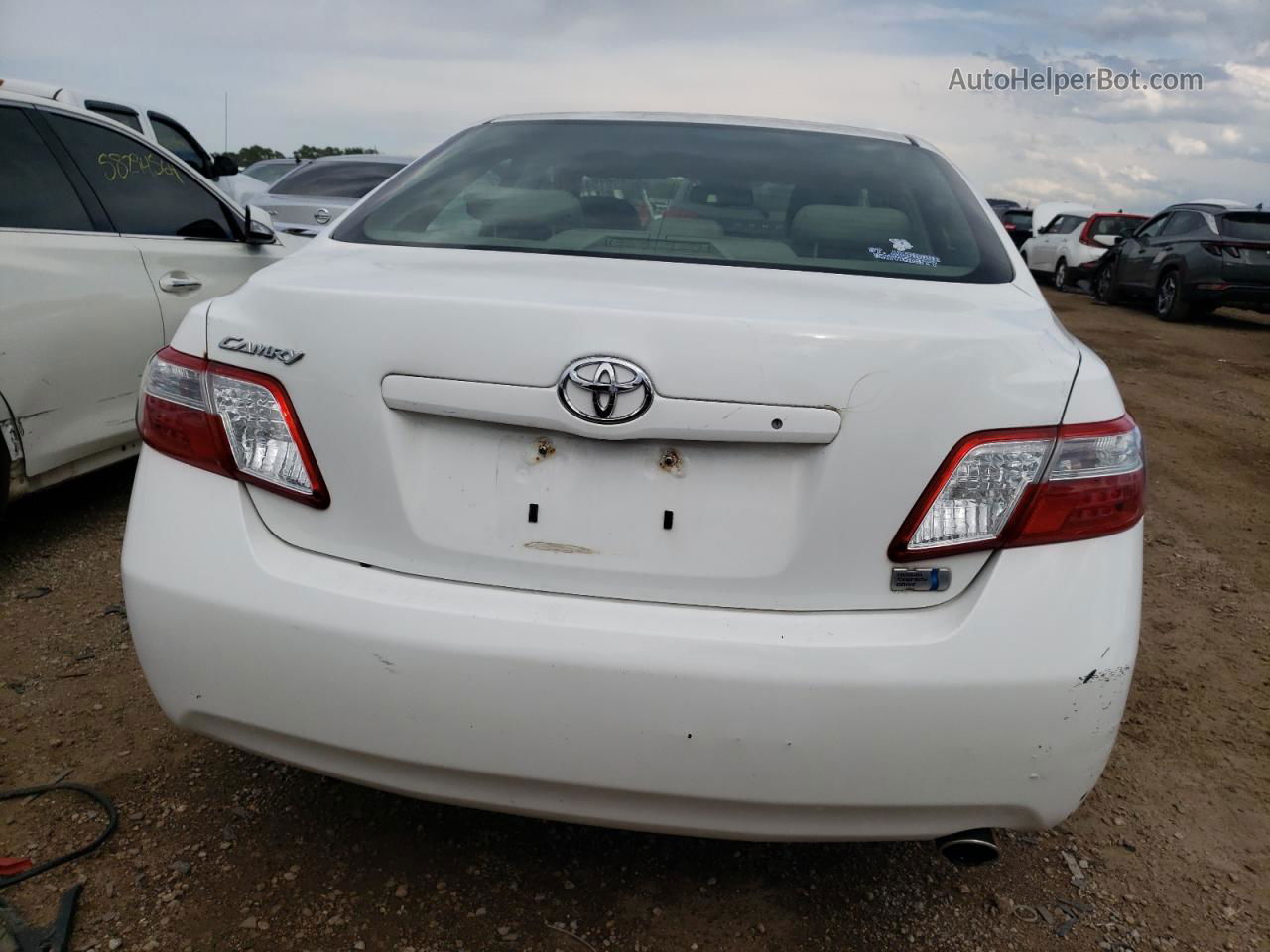 2007 Toyota Camry Hybrid Белый vin: JTNBB46K273007183