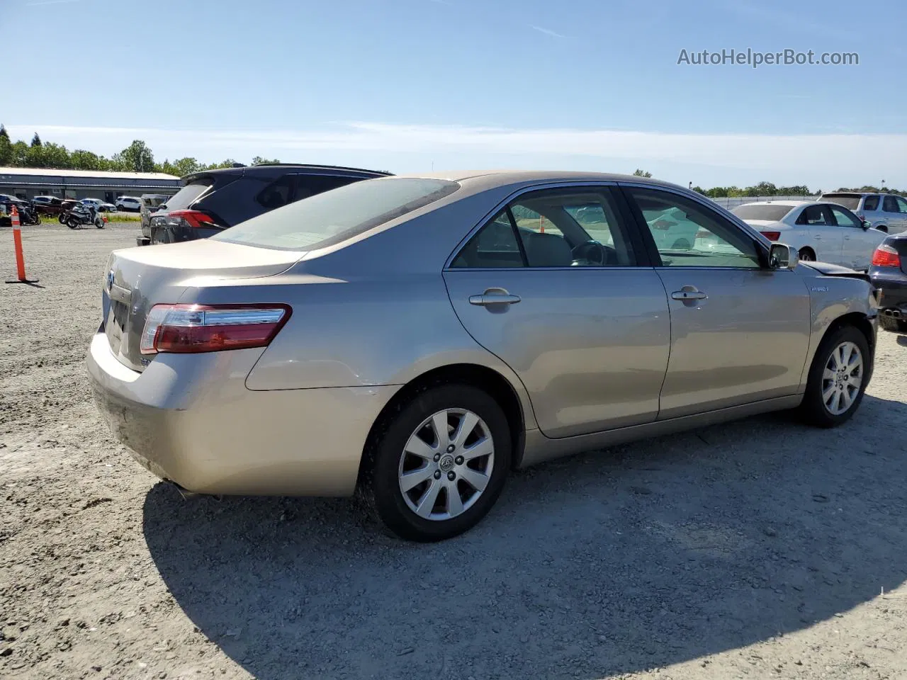 2007 Toyota Camry Hybrid Gold vin: JTNBB46K873005499