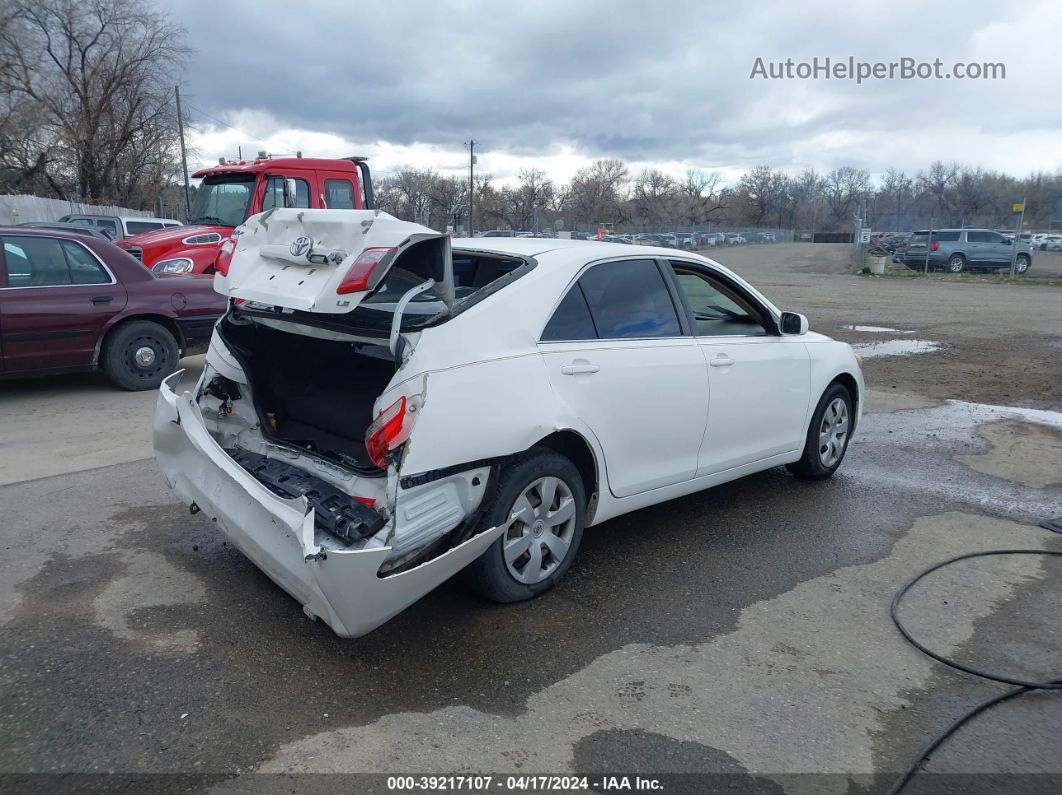 2007 Toyota Camry Le White vin: JTNBE46K773039201