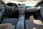 2011 Toyota Camry Base Серебряный vin: JTNBF3EK0B3011399