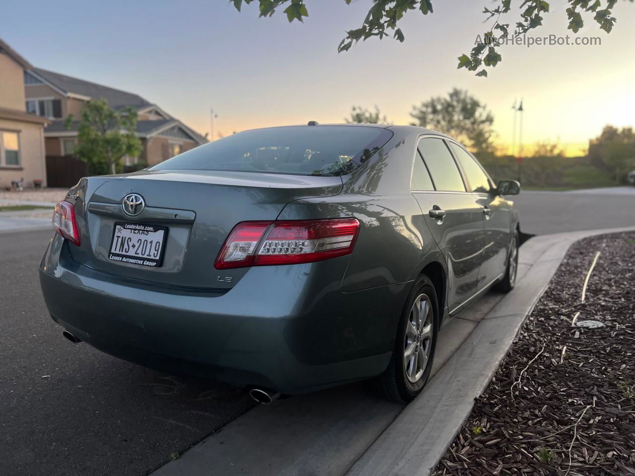 2011 Toyota Camry Se Turquoise vin: JTNBK3EK4B3052002