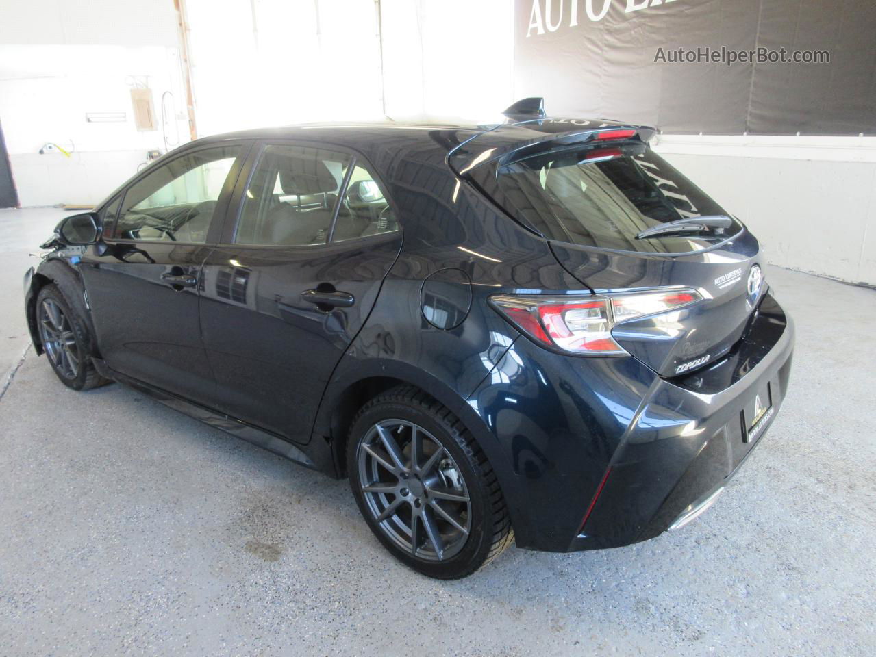 2021 Toyota Corolla Xse Black vin: JTNC4MBE5M3140420