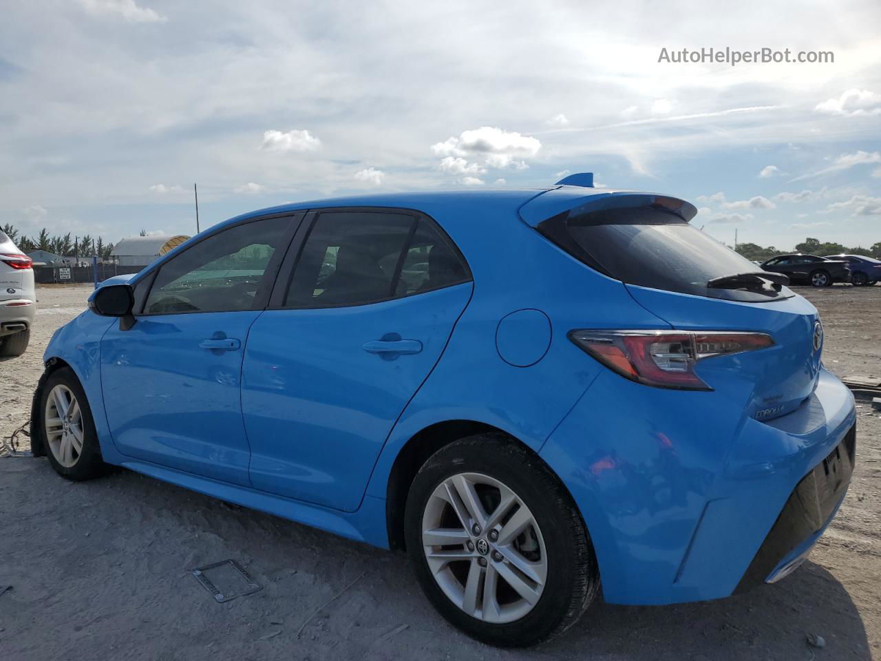 2020 Toyota Corolla Se Blue vin: JTND4RBE1L3077817