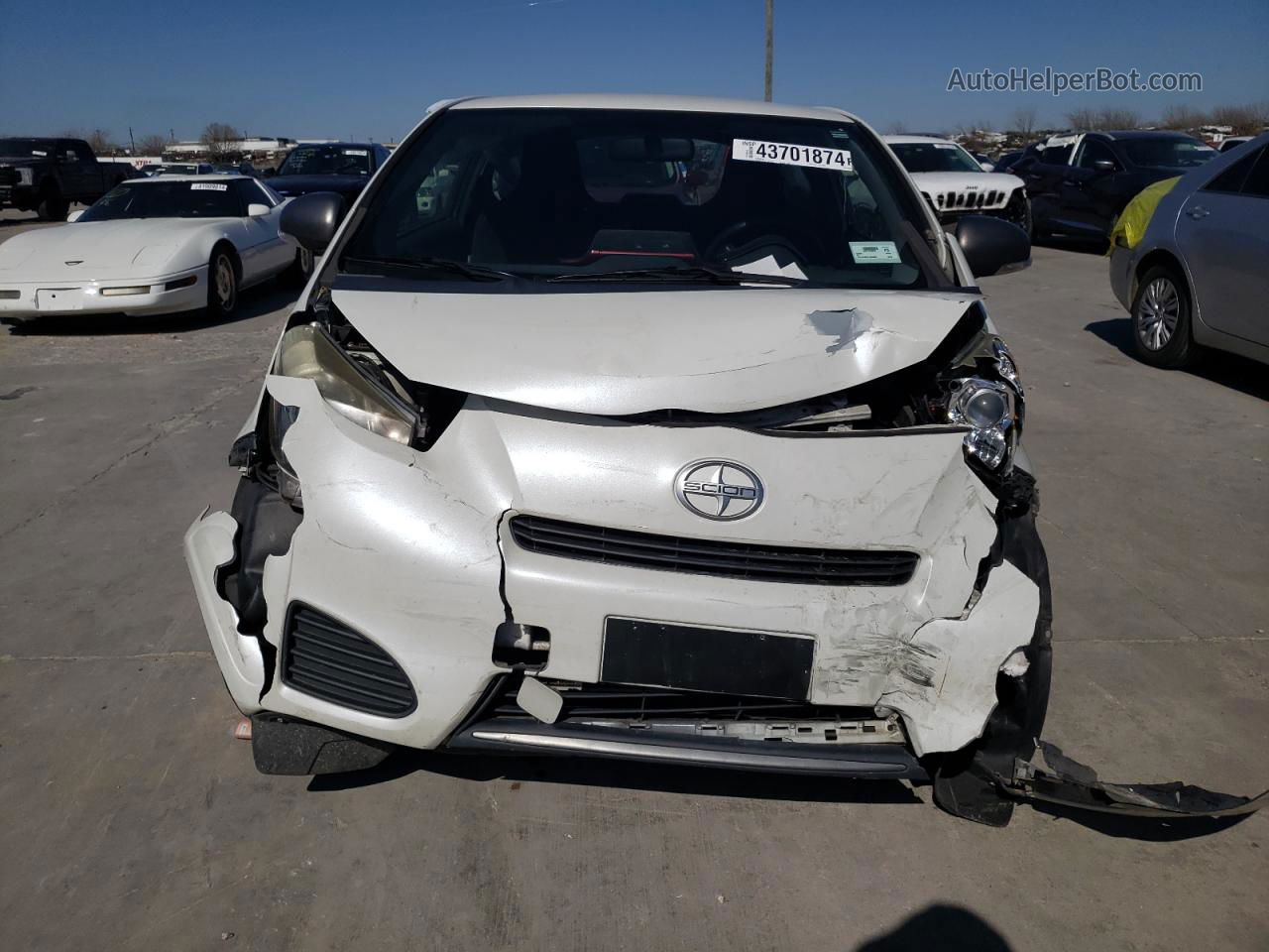 2015 Toyota Scion Iq  White vin: JTNJJXB07FJ030988