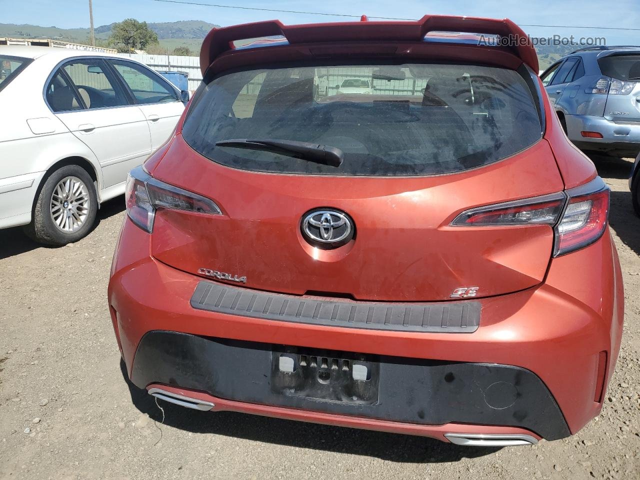 2019 Toyota Corolla Se Оранжевый vin: JTNK4RBE3K3002221