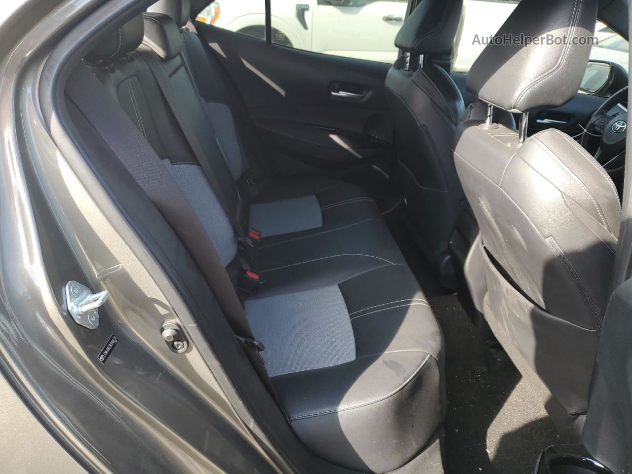 2019 Toyota Corolla Se Gray vin: JTNK4RBE3K3046123