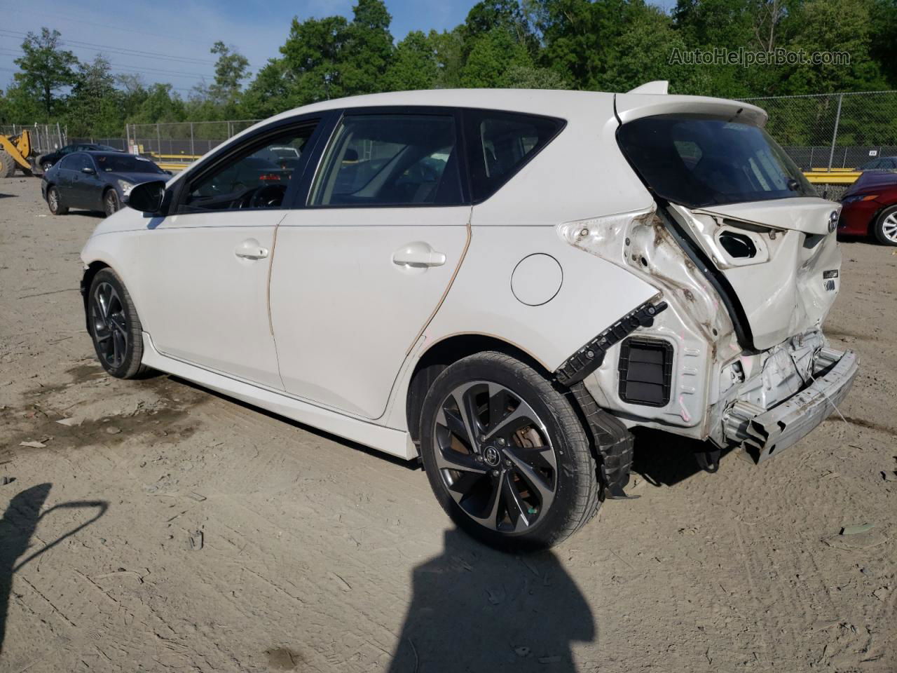 2017 Toyota Corolla Im  White vin: JTNKARJE4HJ536407