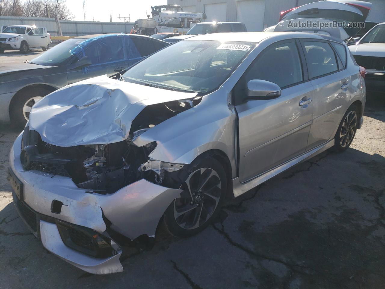 2017 Toyota Corolla Im  Silver vin: JTNKARJE6HJ534464