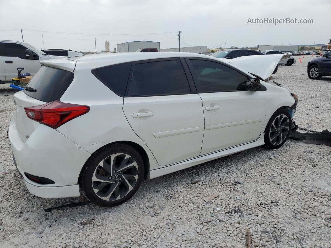 2017 Toyota Corolla Im  White vin: JTNKARJE6HJ542550