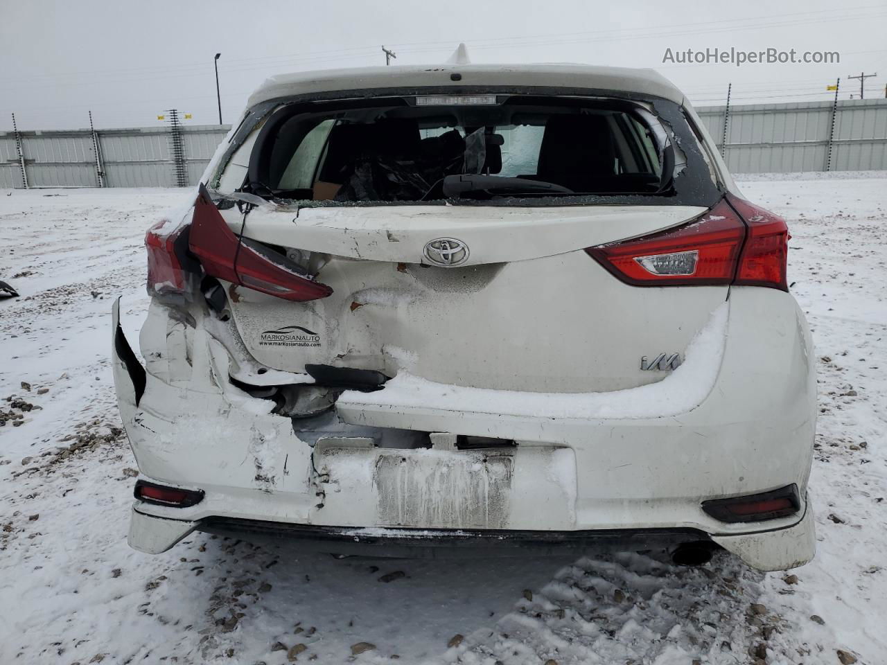 2017 Toyota Corolla Im  White vin: JTNKARJE7HJ543805