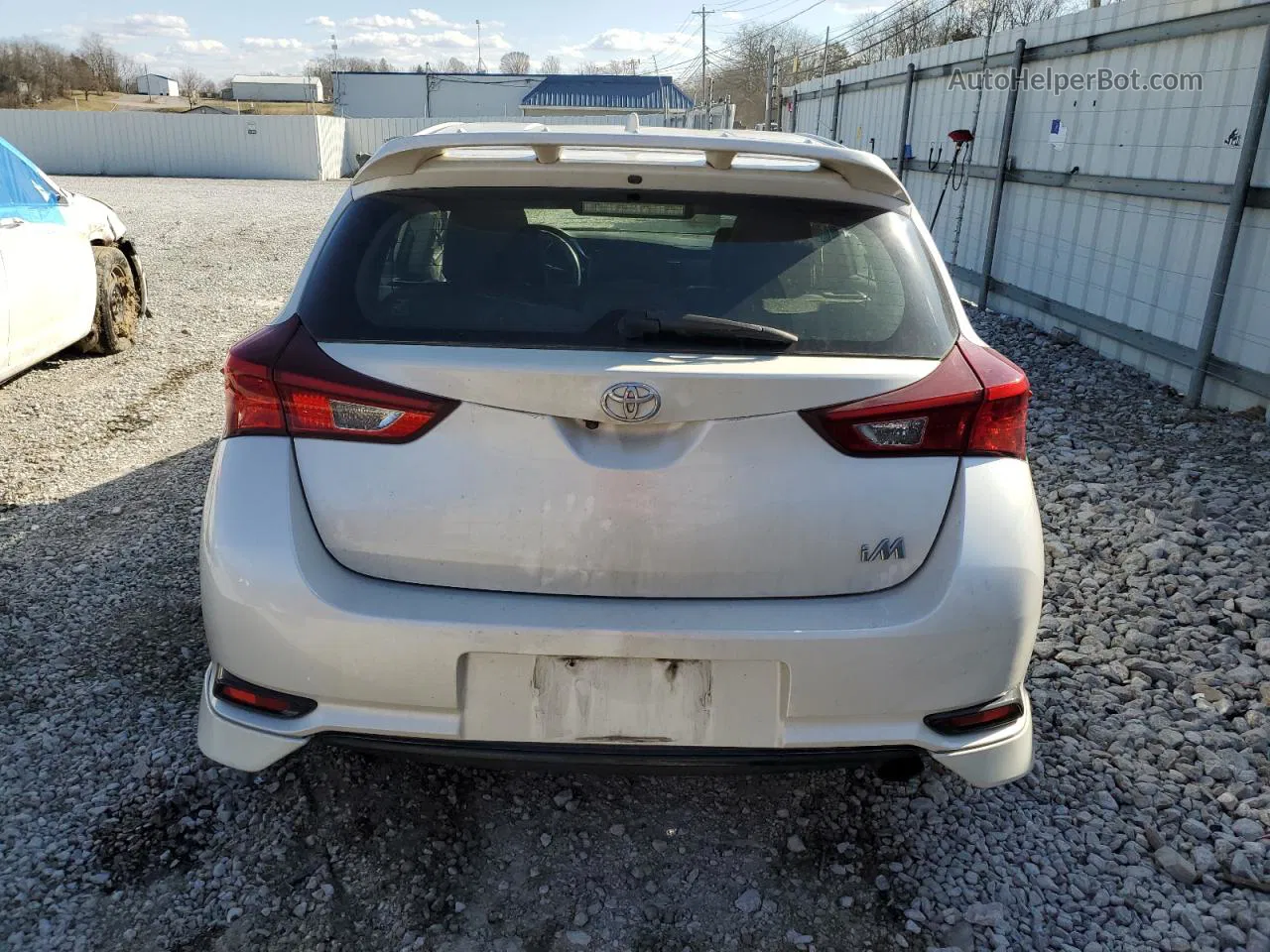 2017 Toyota Corolla Im  White vin: JTNKARJE7HJ545960