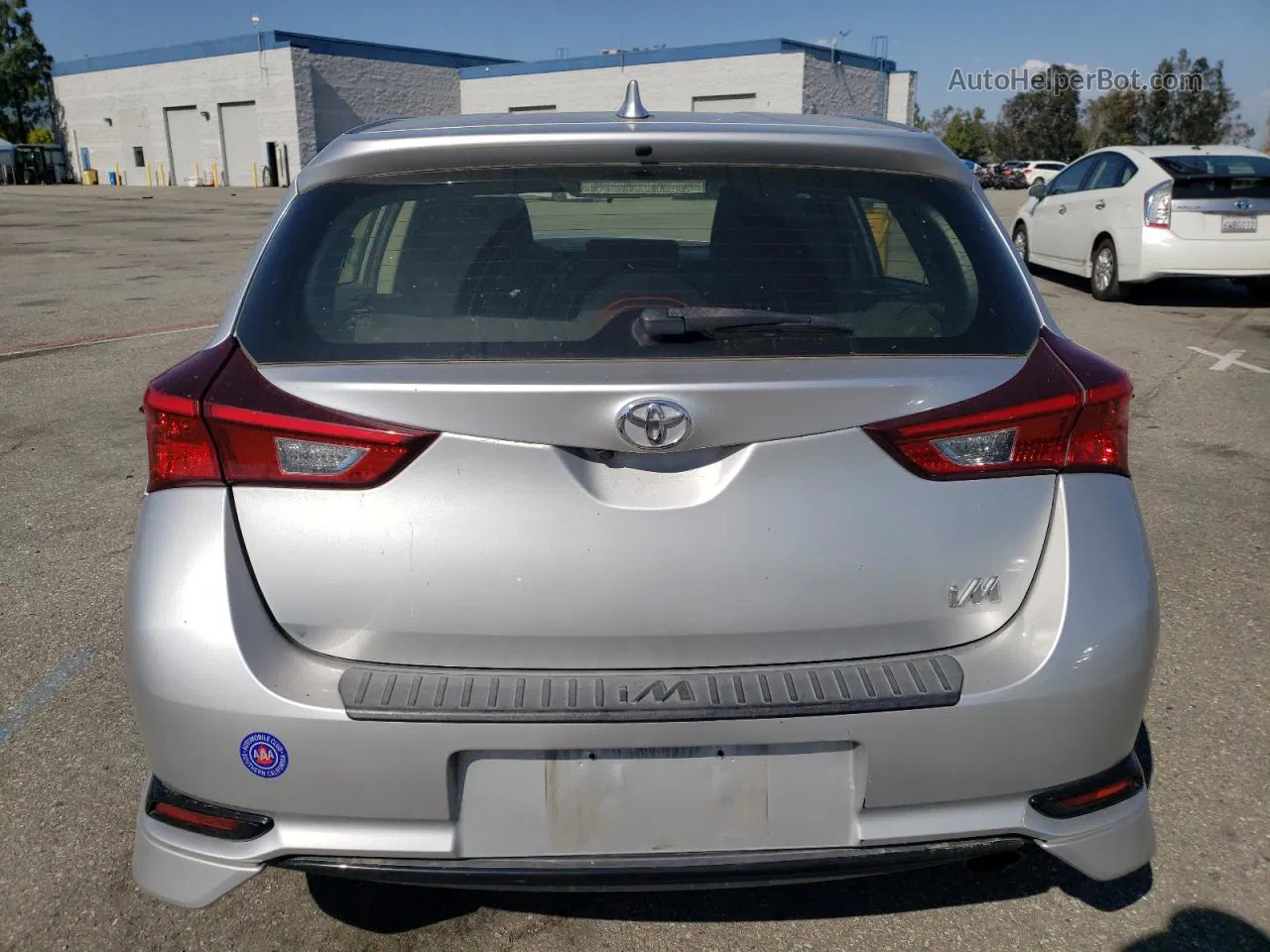 2017 Toyota Corolla Im  Silver vin: JTNKARJE8HJ544123