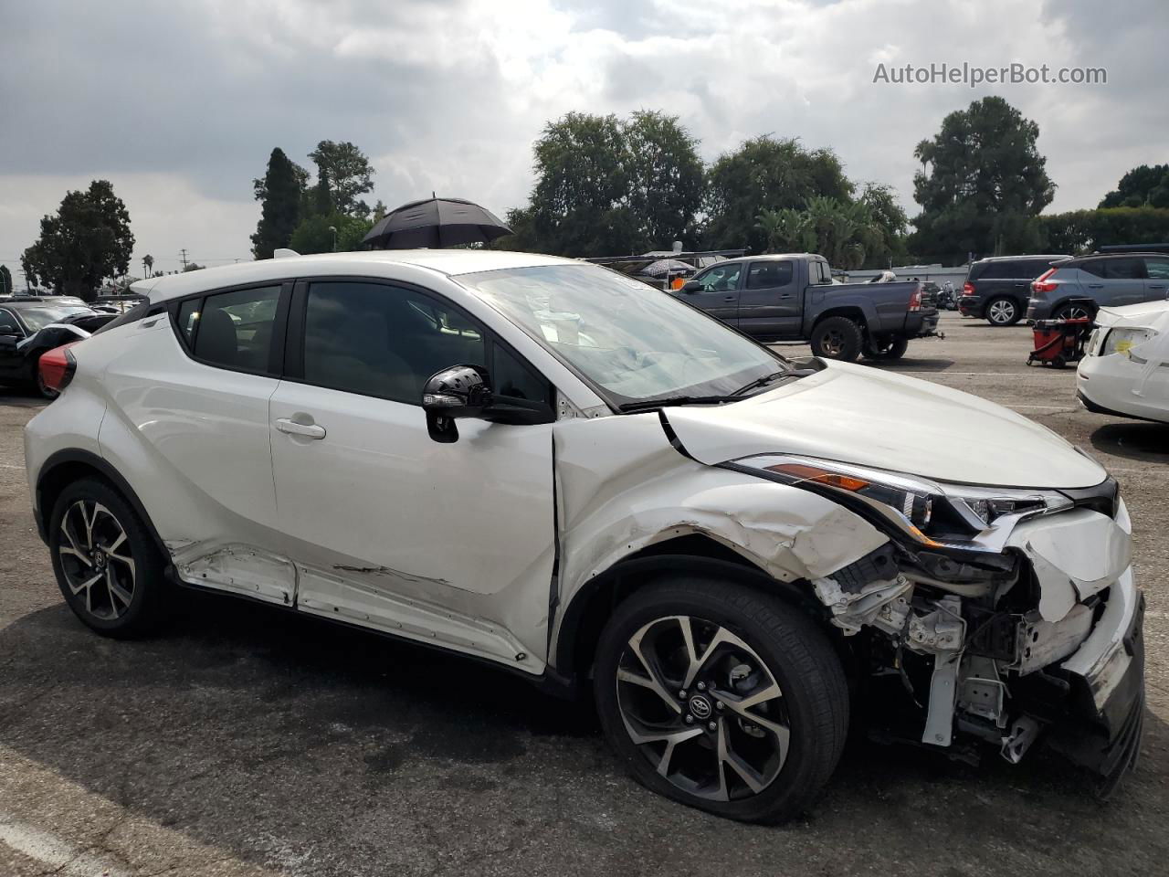 2019 Toyota C-hr Xle White vin: JTNKHMBX5K1014777