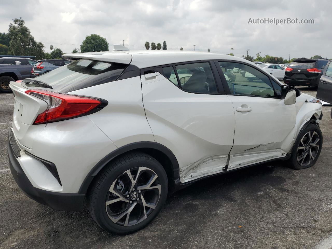 2019 Toyota C-hr Xle White vin: JTNKHMBX5K1014777