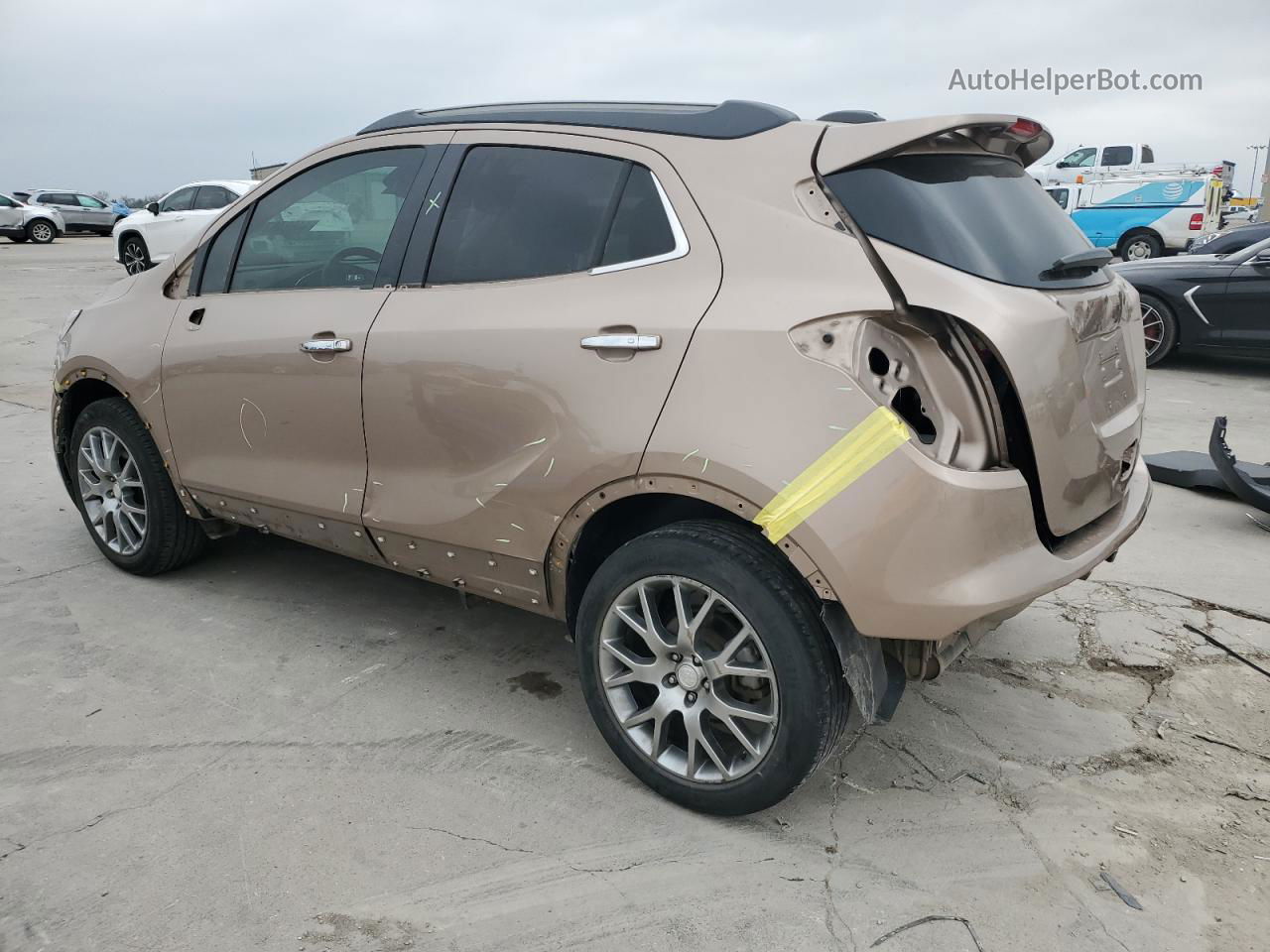 2018 Buick Encore Sport Touring Beige vin: KL4CJ1SB4JB599774