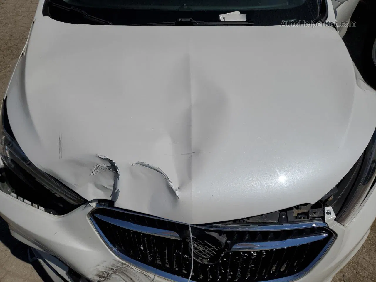 2019 Buick Encore Sport Touring White vin: KL4CJ2SB7KB711457