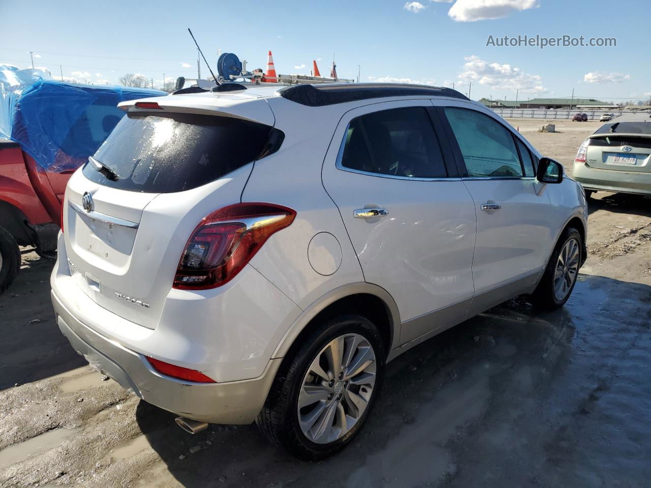 2018 Buick Encore Preferred Белый vin: KL4CJASB0JB622886