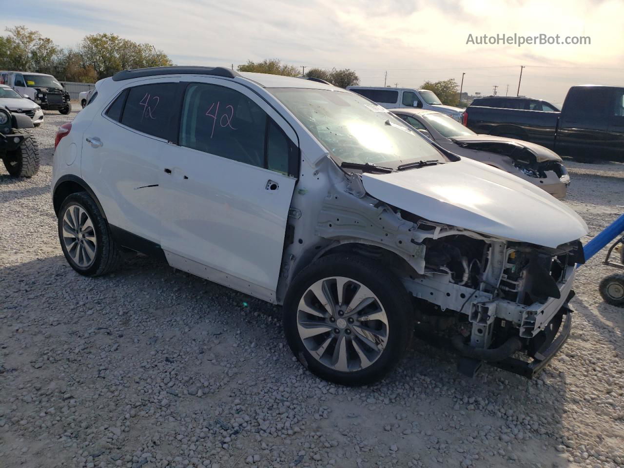 2019 Buick Encore Preferred White vin: KL4CJASB1KB706653