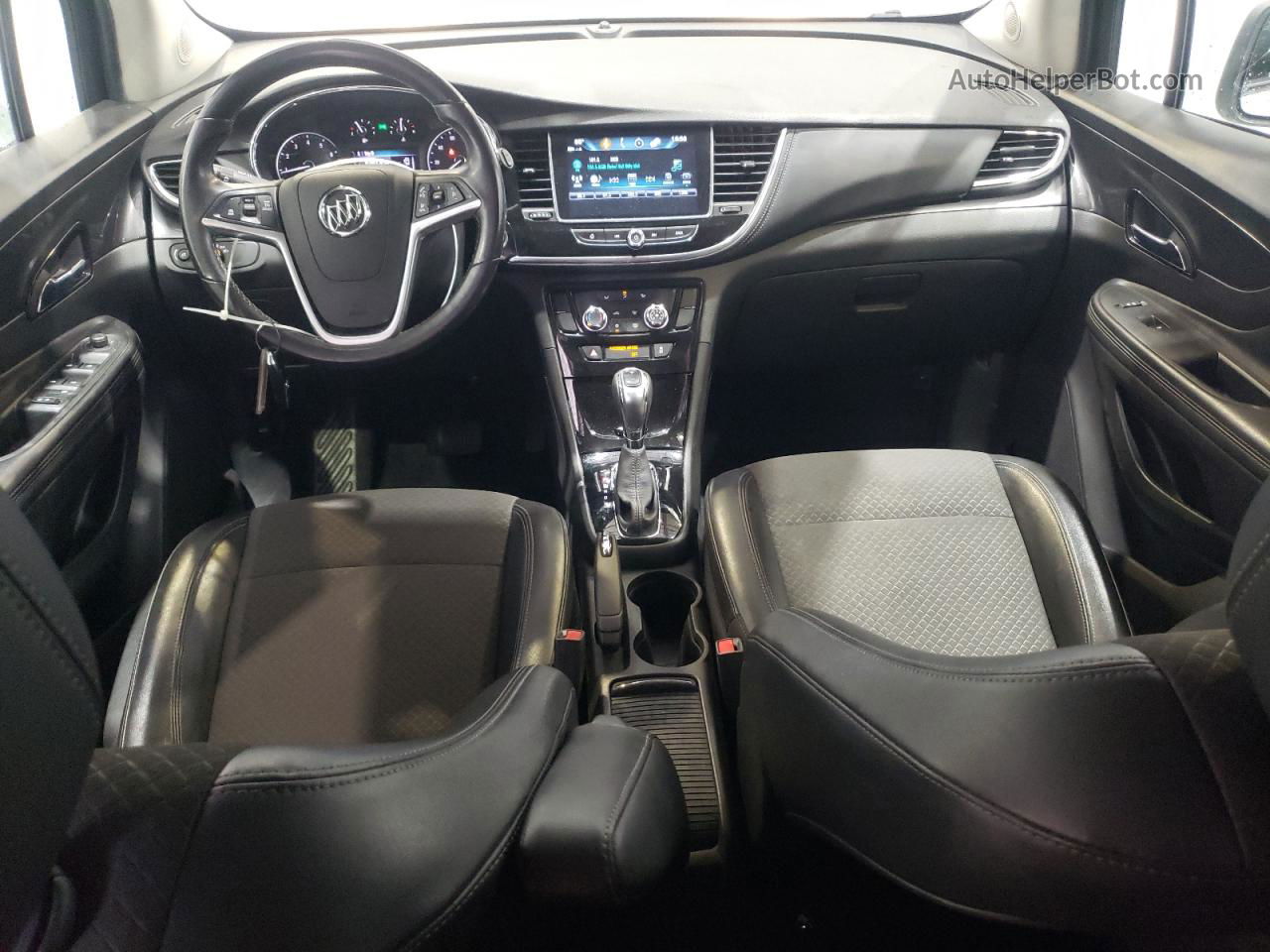 2019 Buick Encore Preferred Серебряный vin: KL4CJASB2KB888458