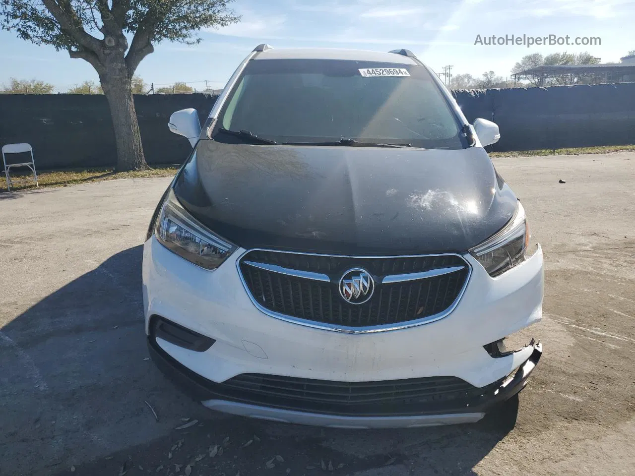 2019 Buick Encore Preferred White vin: KL4CJASB3KB826065