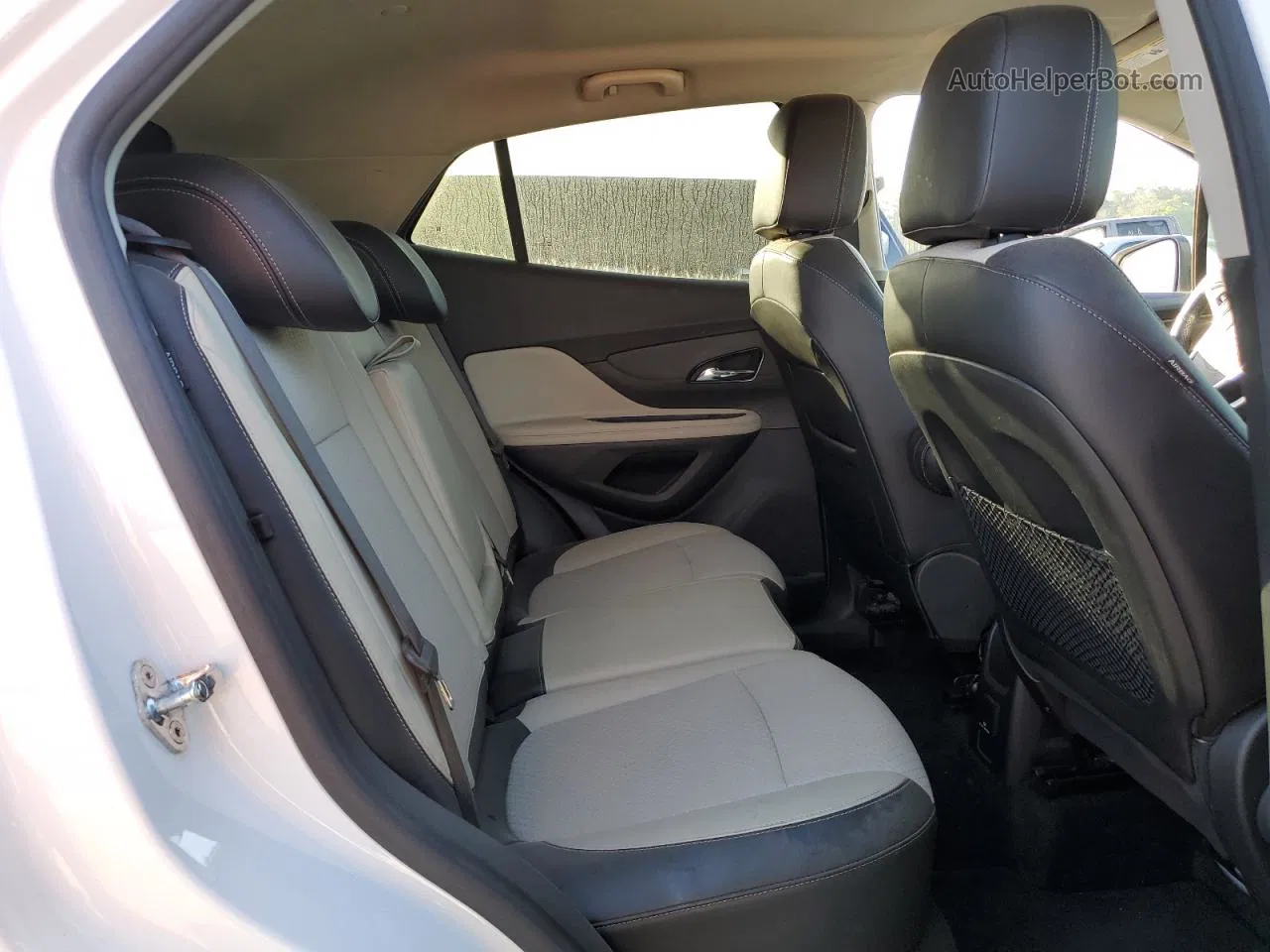 2019 Buick Encore Preferred White vin: KL4CJASB6KB770137