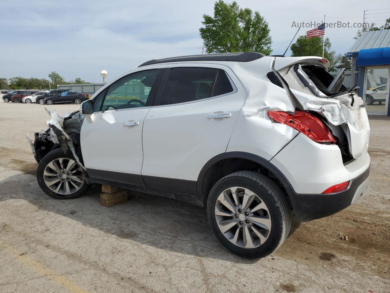 2019 Buick Encore Preferred White vin: KL4CJASB8KB882163