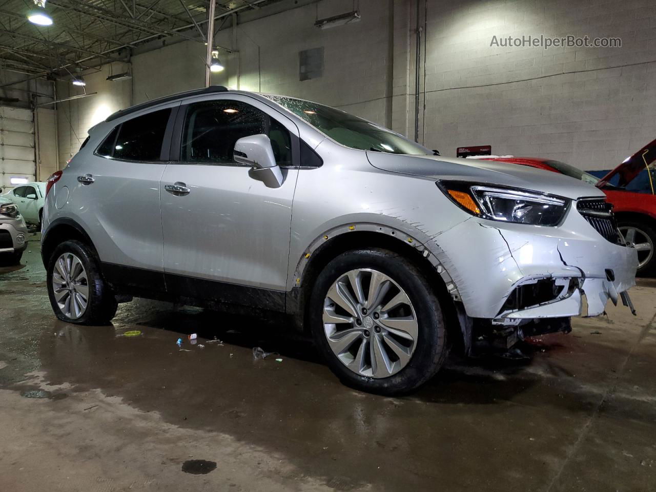 2018 Buick Encore Preferred Серебряный vin: KL4CJASB9JB555687