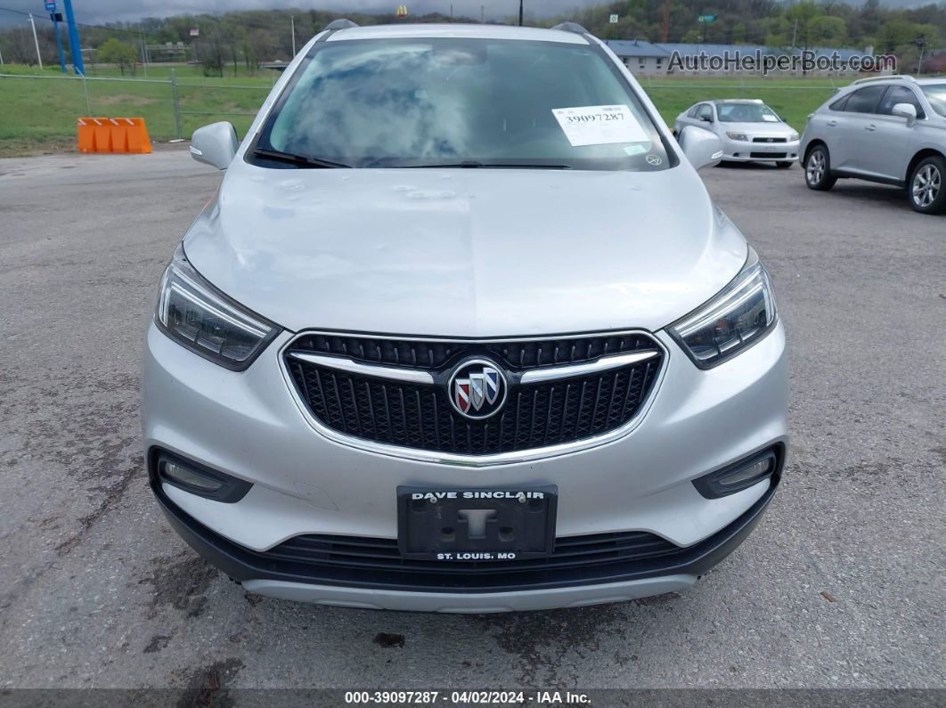 2019 Buick Encore Fwd Essence Серебряный vin: KL4CJCSB0KB703433