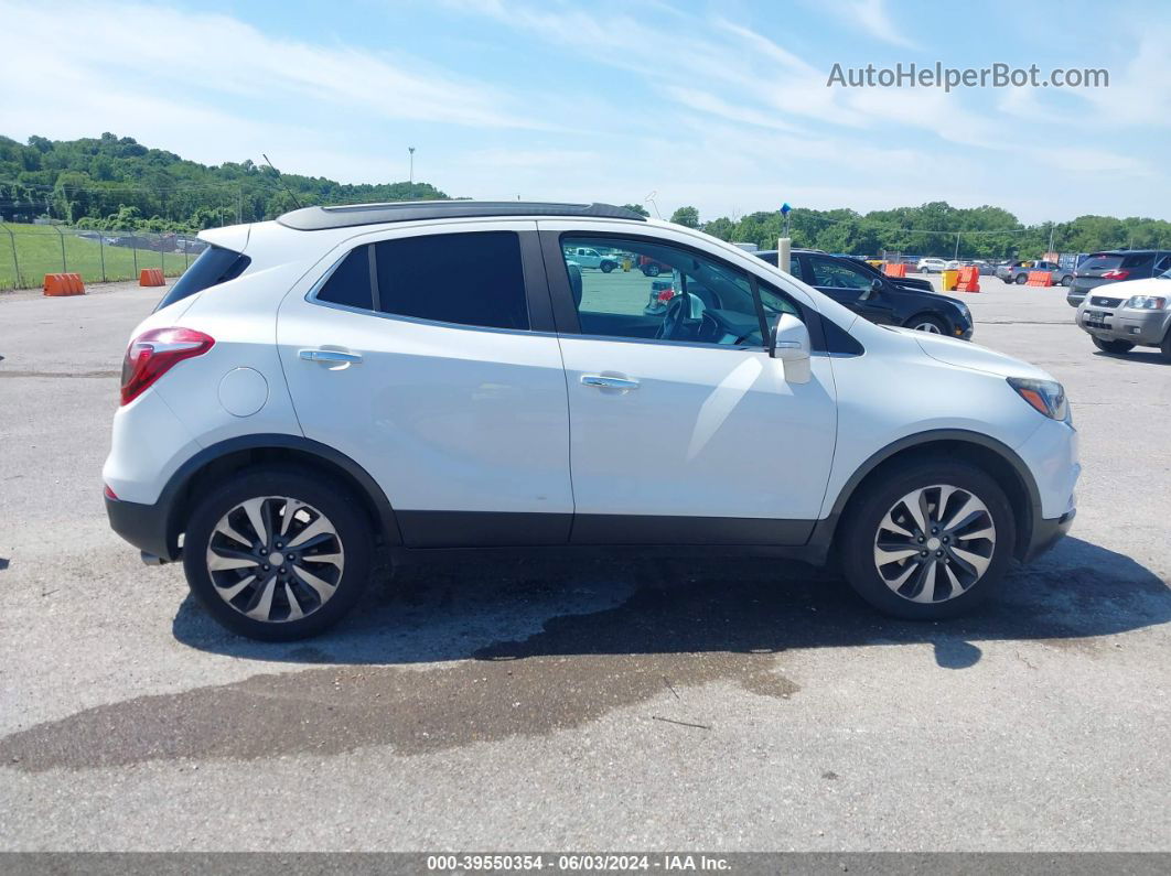 2018 Buick Encore Essence Белый vin: KL4CJCSB3JB584887