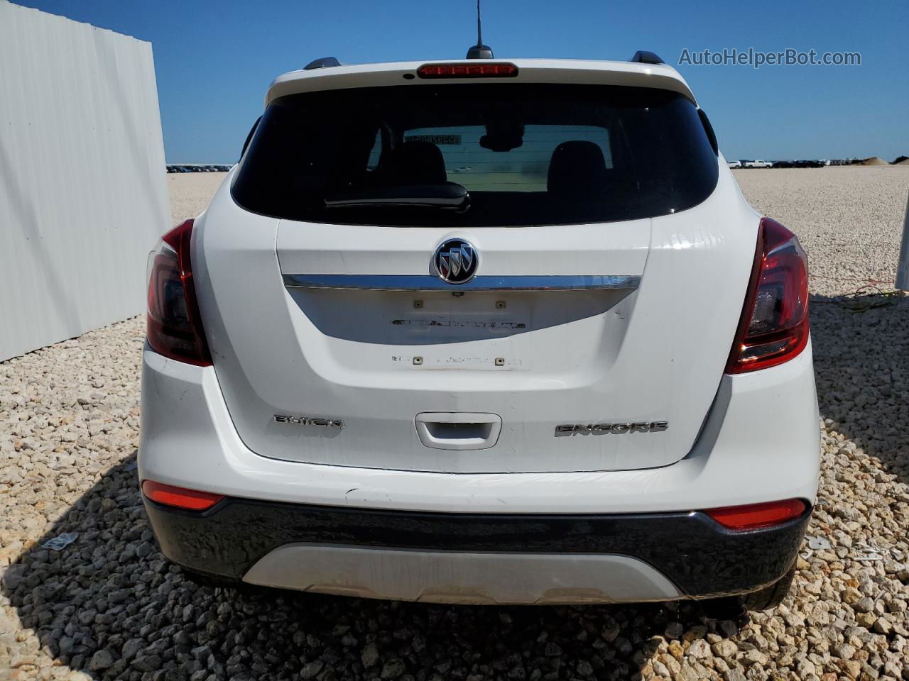 2018 Buick Encore Essence White vin: KL4CJCSB5JB538462