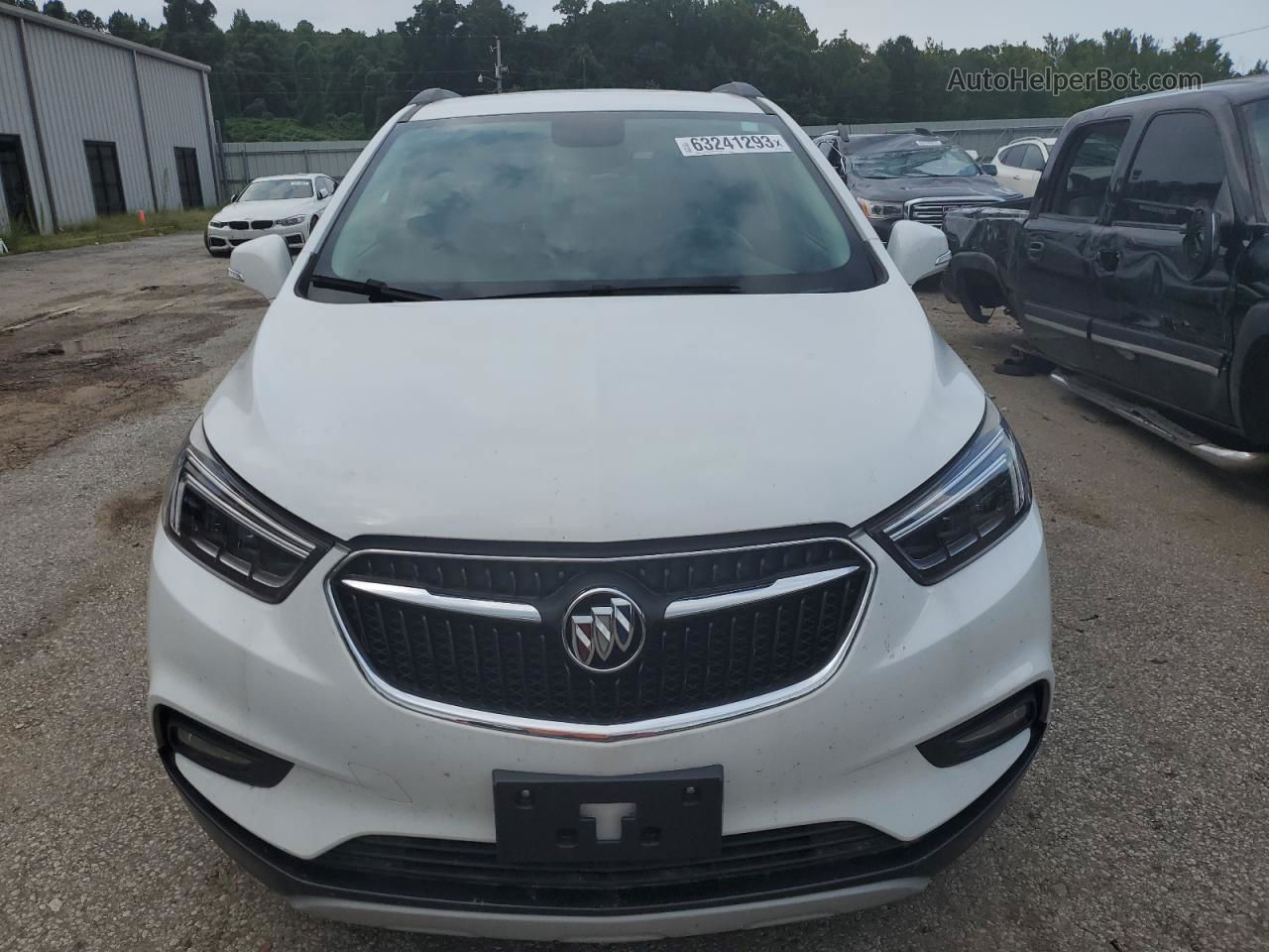 2019 Buick Encore Essence Белый vin: KL4CJCSM1KB809018