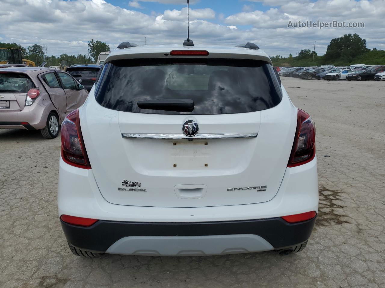 2018 Buick Encore Preferred White vin: KL4CJESB1JB612763