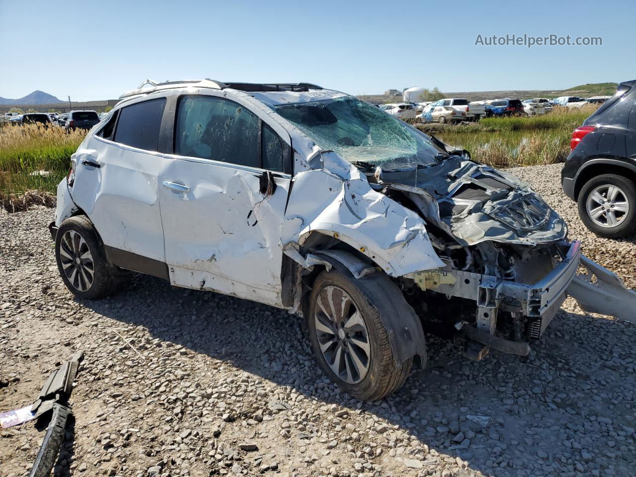 2018 Buick Encore Essence White vin: KL4CJGSB3JB530318