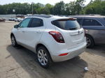 2019 Buick Encore Essence Белый vin: KL4CJGSM7KB823111