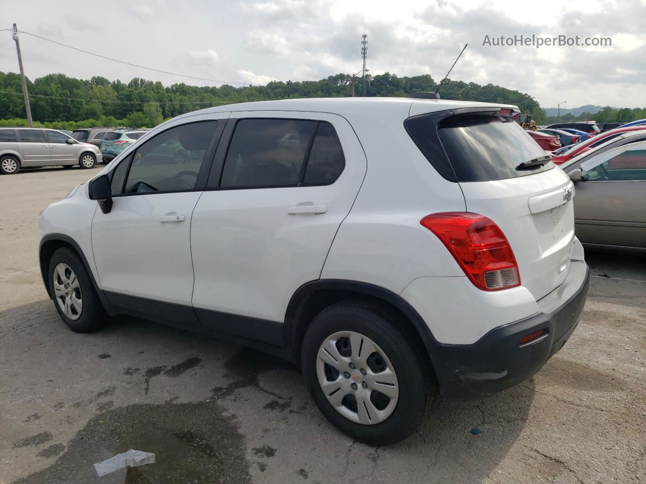 2016 Chevrolet Trax Ls White vin: KL7CJKSB2GB505540