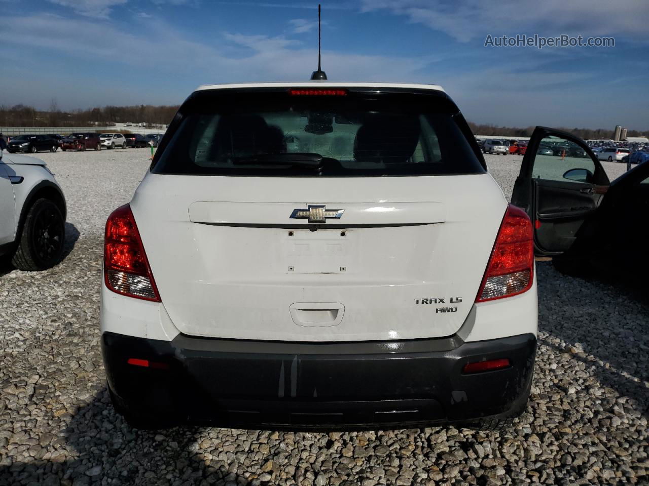 2016 Chevrolet Trax Ls White vin: KL7CJNSB1GB557162